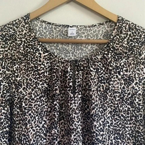 Old Navy Leopard Print Dress - Picture 7 of 15